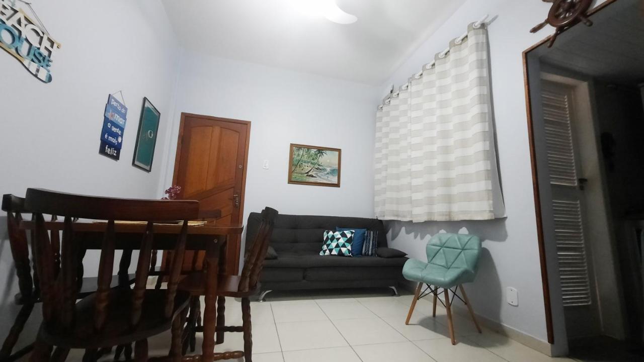 Cabo Frio - A Uma Quadra Da Praia Do Forte E Do Hotel Malibu - A 2 Minutos De Bares E Restaurantes Da Orla - Apto Terreo - Wi-Fi Exterior foto